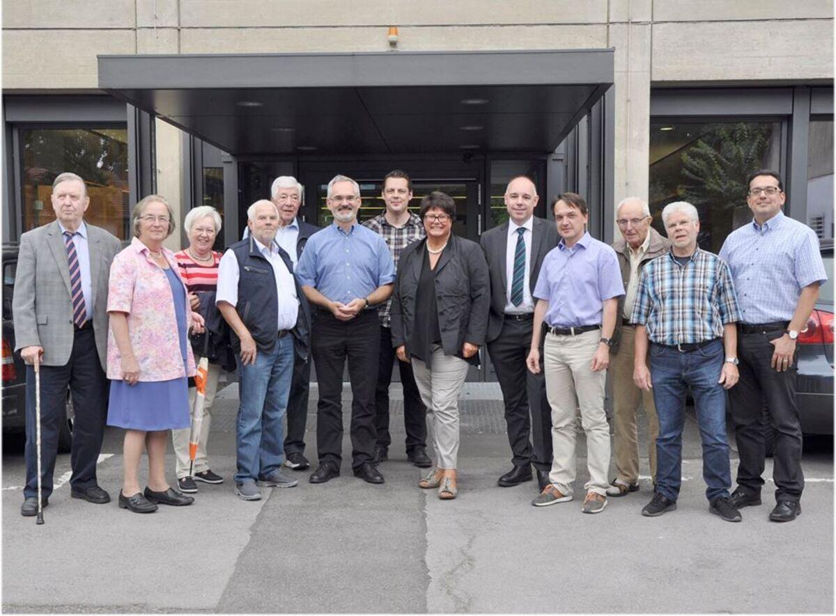 Foto der Teilnehmerinnen und Teilnehmer
