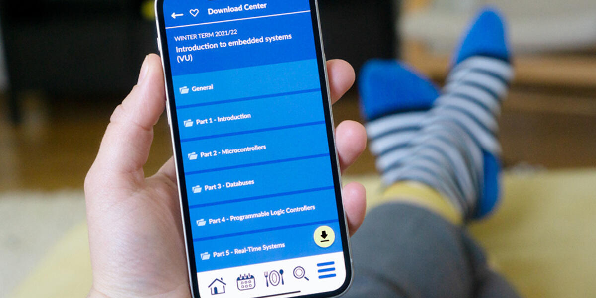 RWTHApp auf dem Smartphone