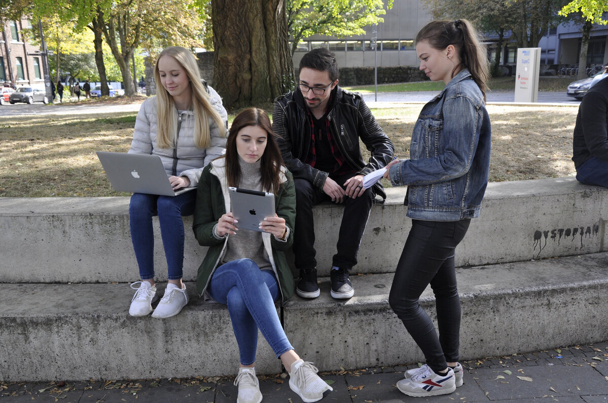 Auszubildende - Kaufleute für Dialogmarketing