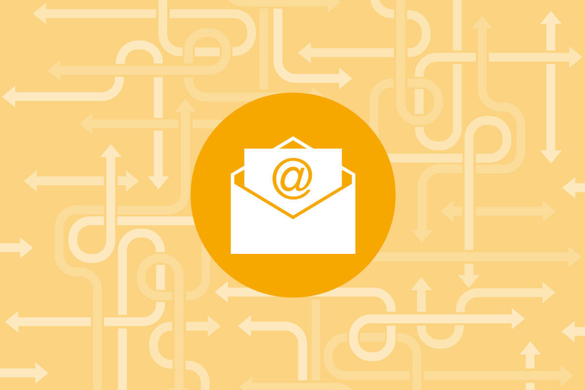 Grafik mit einem Briefumschlag und einem E-Mail-Zeichen
